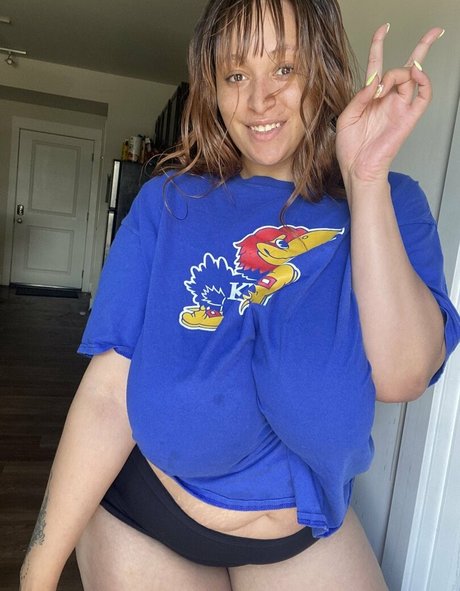 baby40k beautiful pornstar img