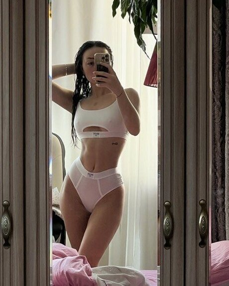 Story ri model sexy image