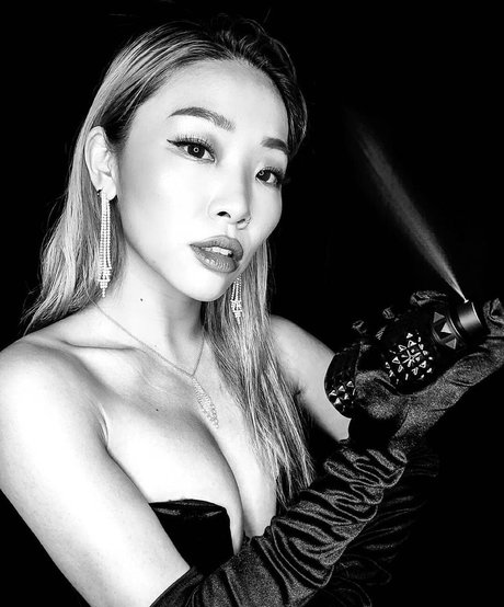 sucking big cock onlyfans hot nude pic