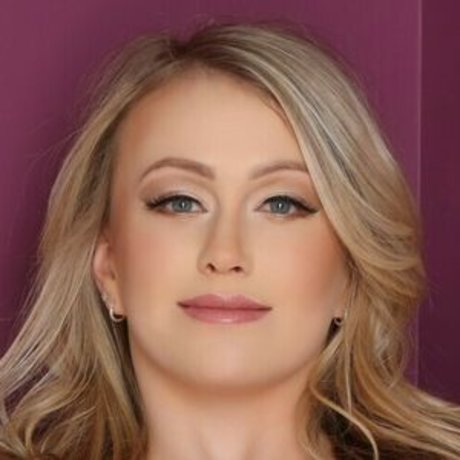 Everyn Darling actress photo