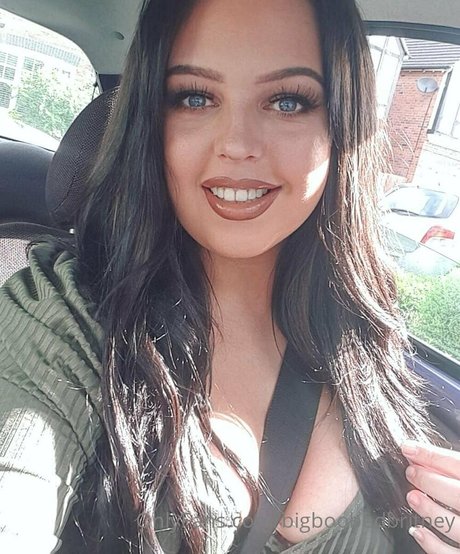 busty bbw onlyfans hot nude image