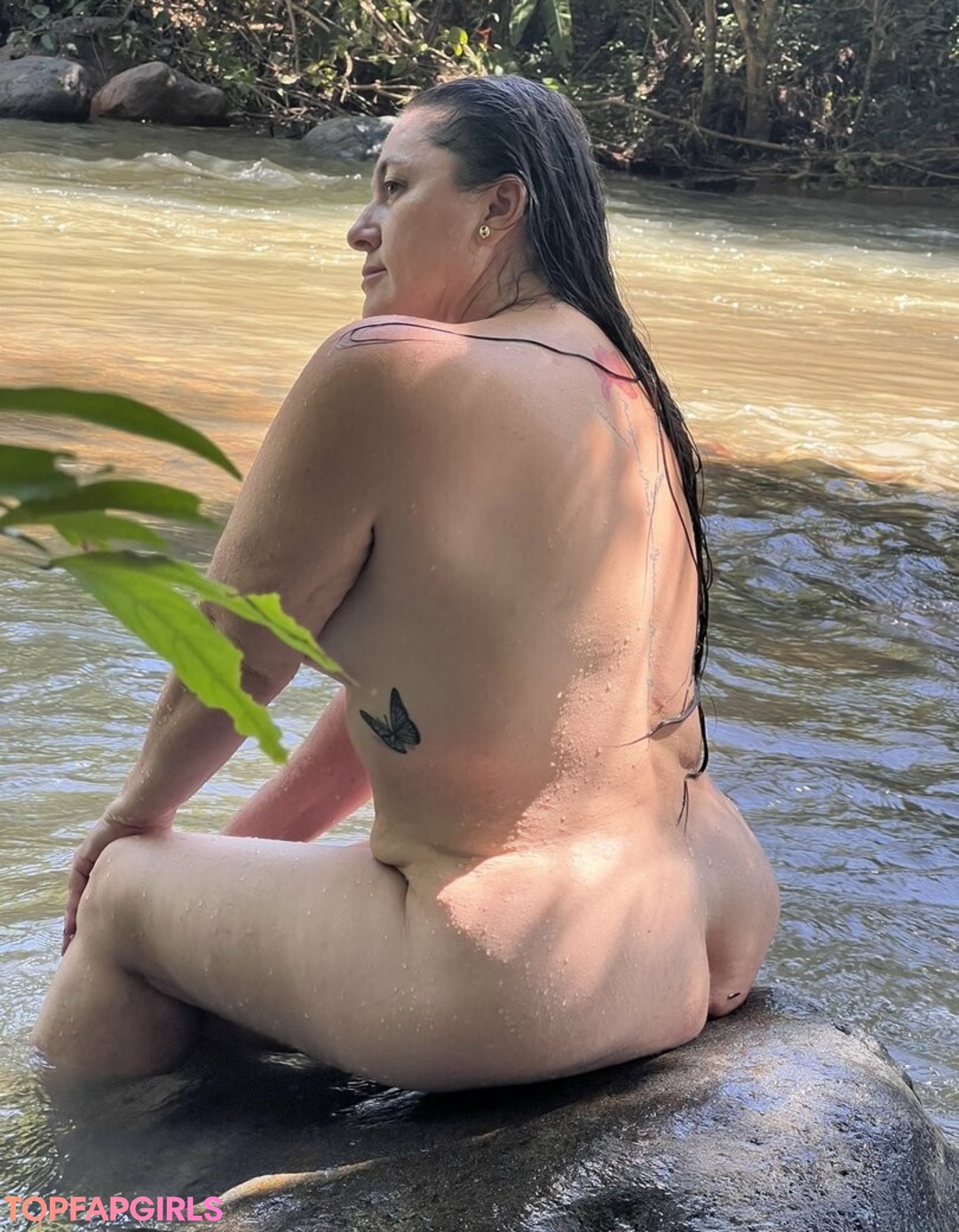 Yurian Pacheco naked actress pic
