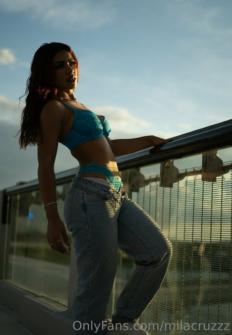 milacruzzz nice model pic
