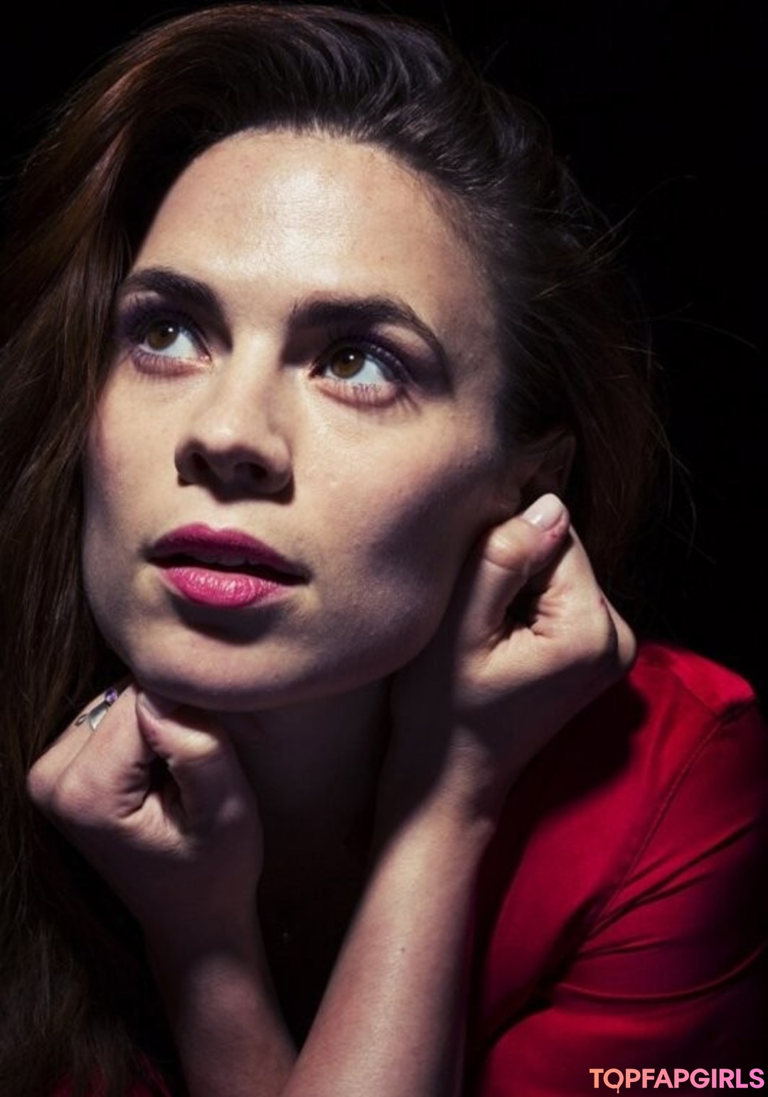Hayley Atwell star erotic photo