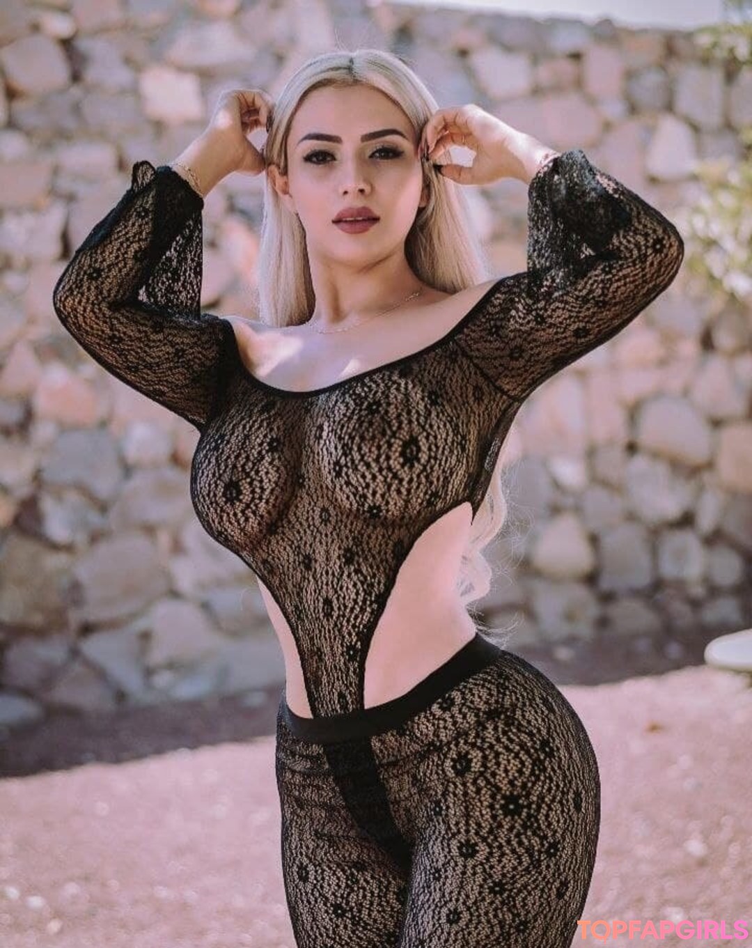 Alemia Rojas erotic model img