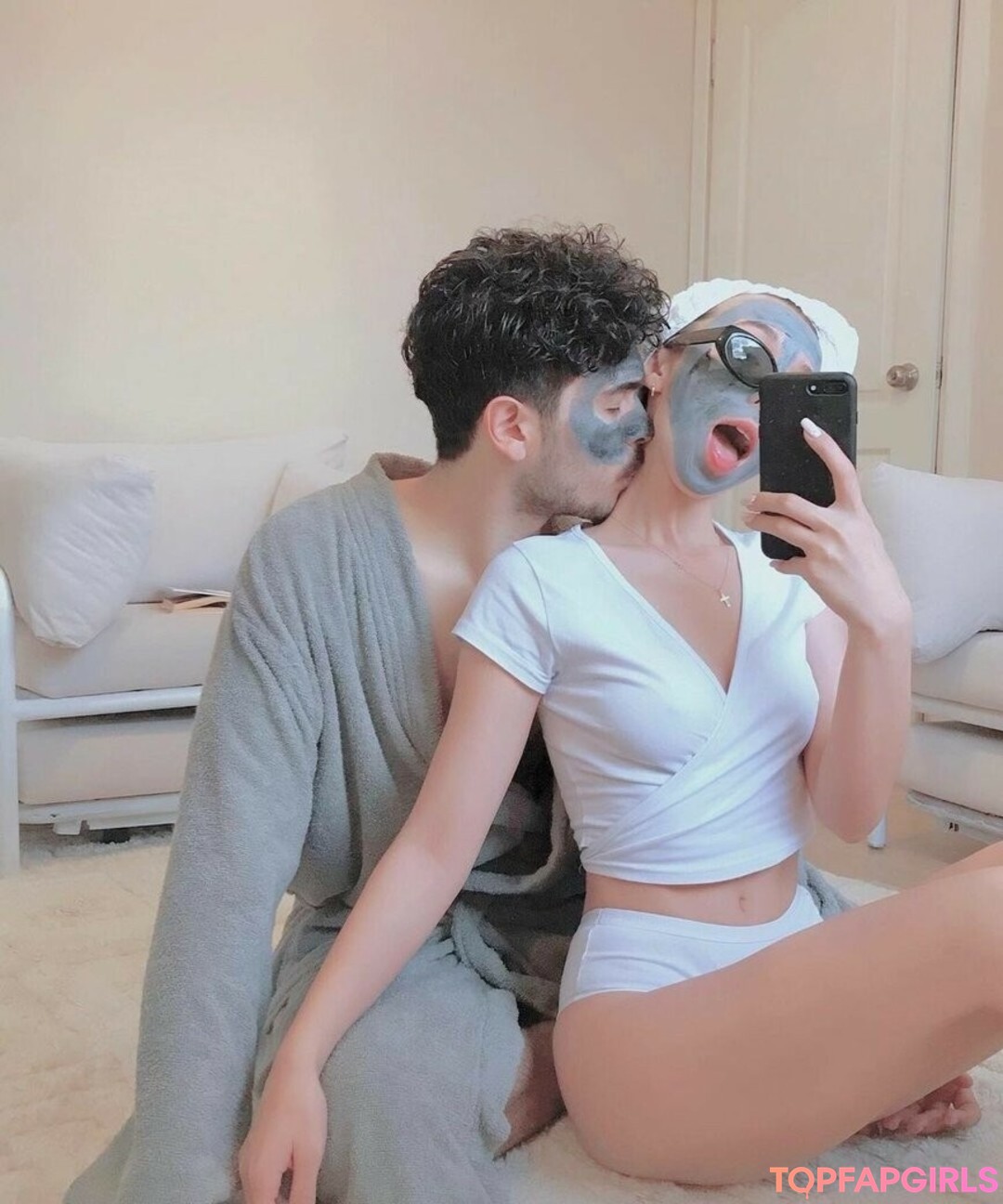 Meltem Koc model naked img