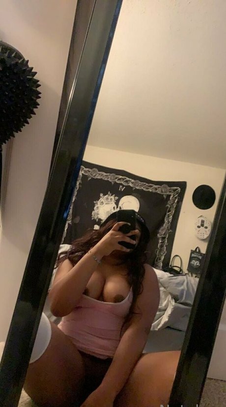 thiccxms porn model pic