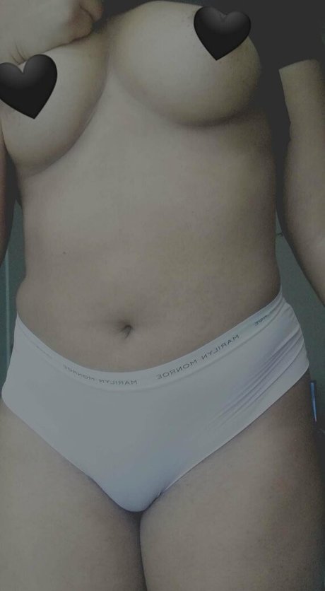 thiccxms star pornographic pics