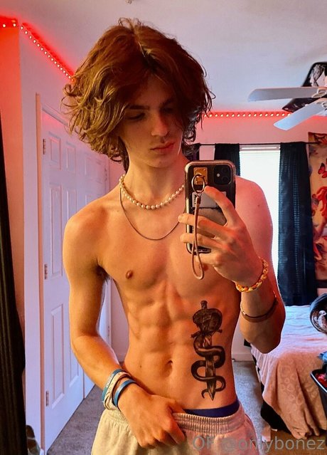 onlybonez top profile image