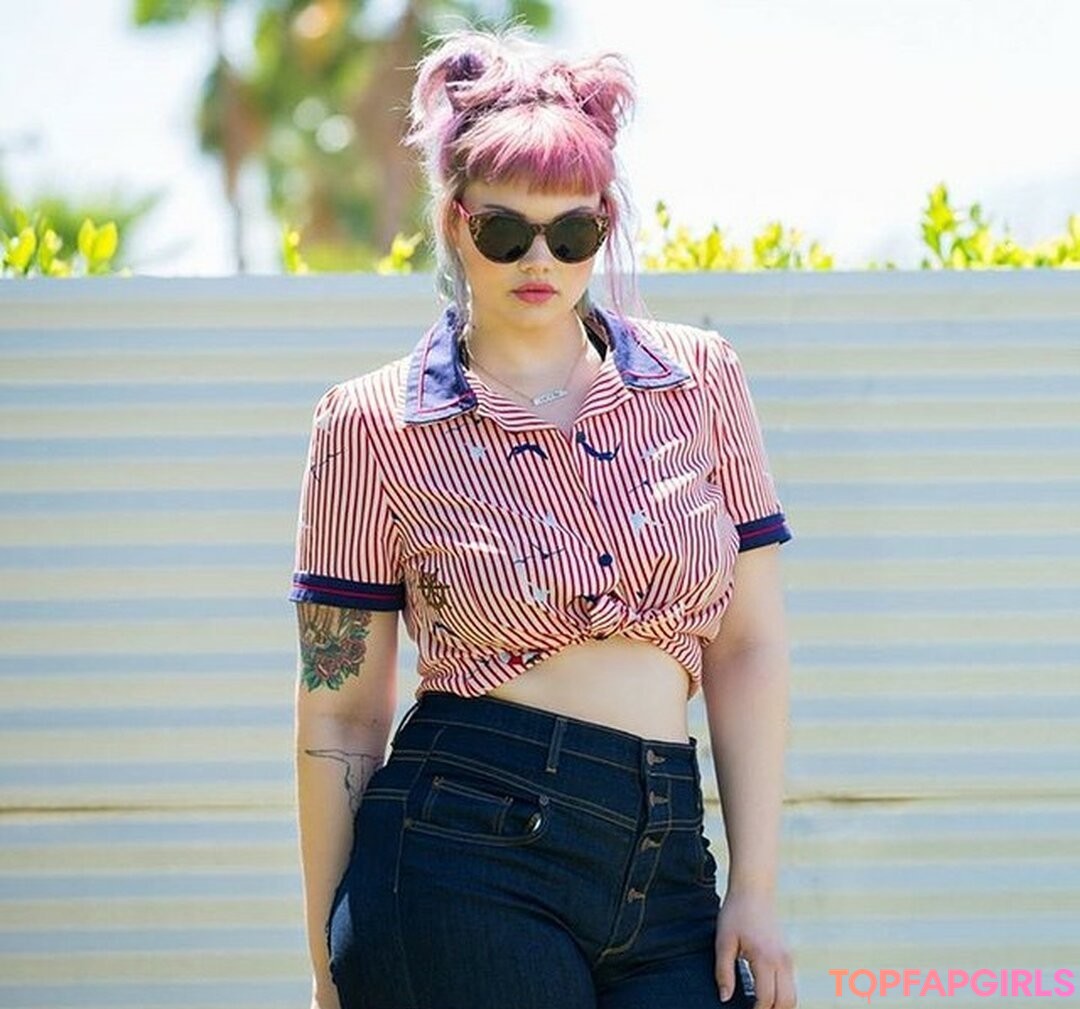 isabel hendrix star exclusive img