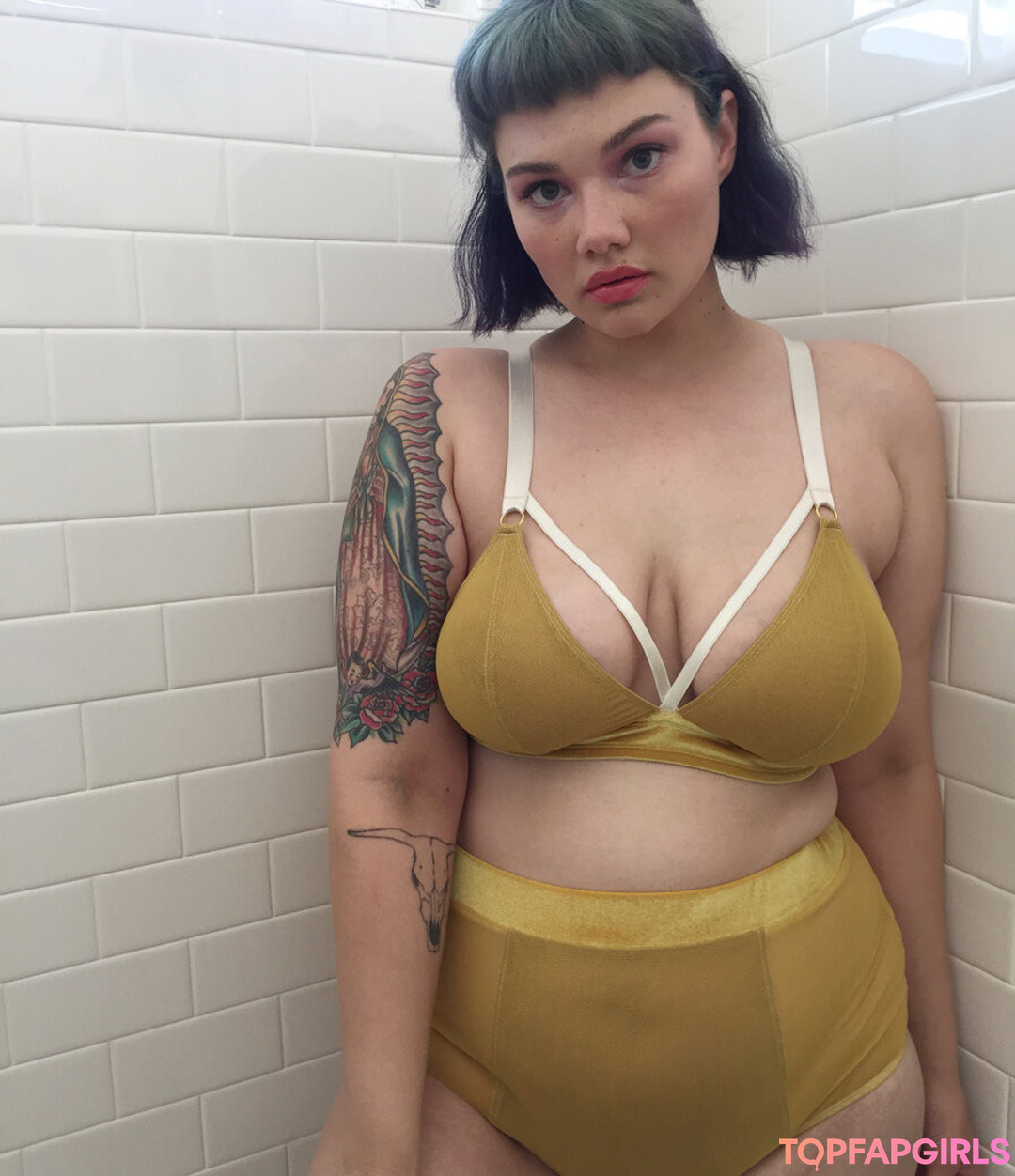 isabel hendrix beautiful model archive