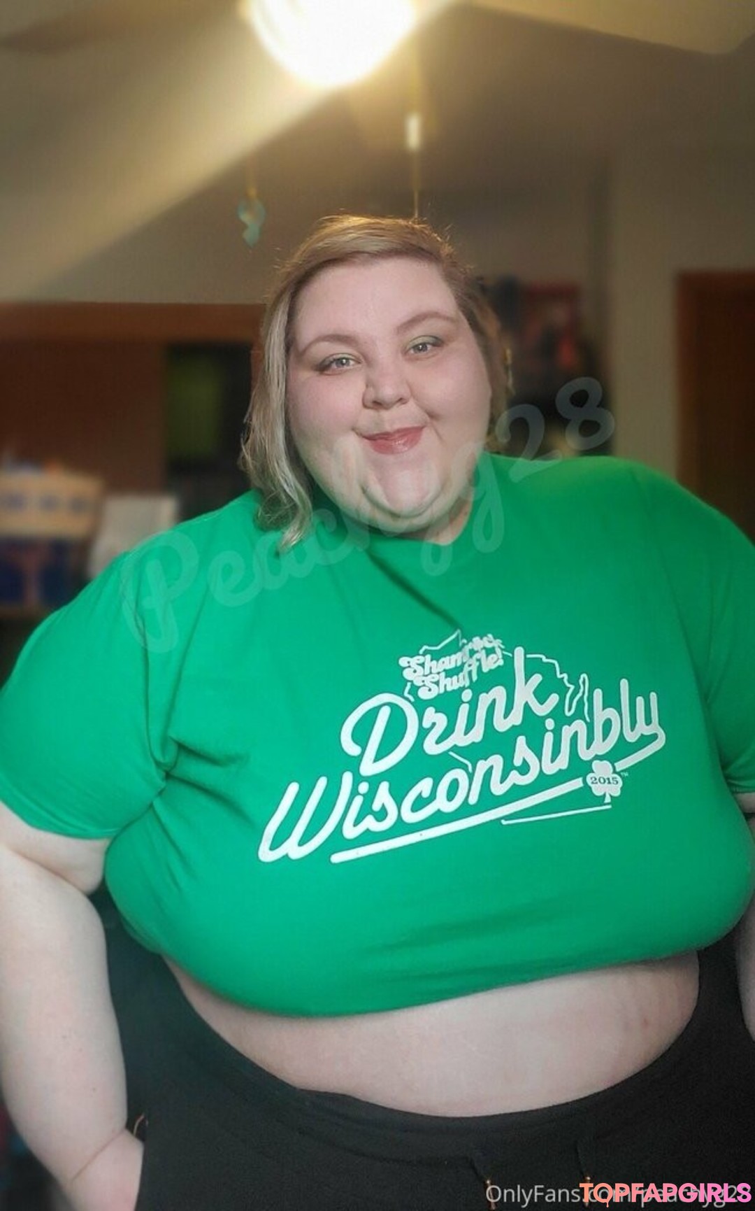 peachyg28 hot actress picture
