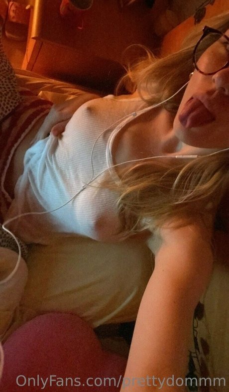 prettydommm model adult pictures