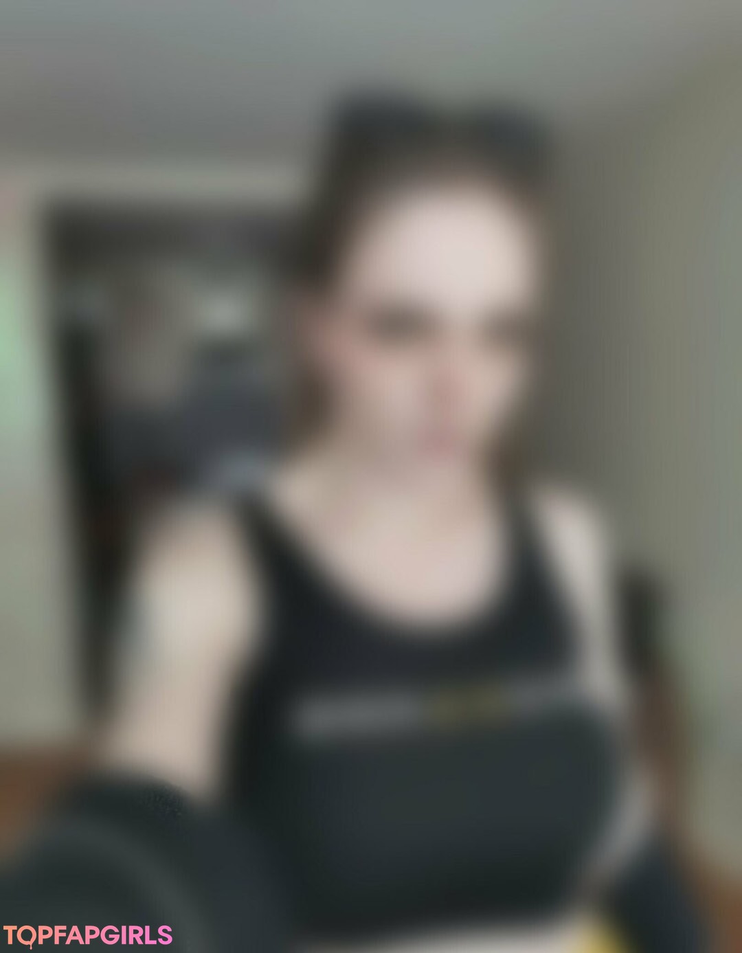 carlyraesummers top profile image
