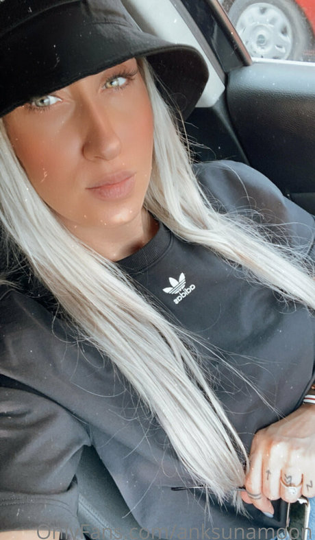 amateur asian onlyfans art naked images