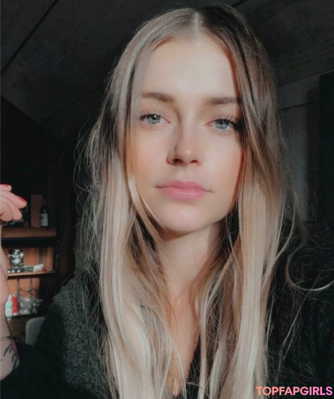 Emily May star beautiful img