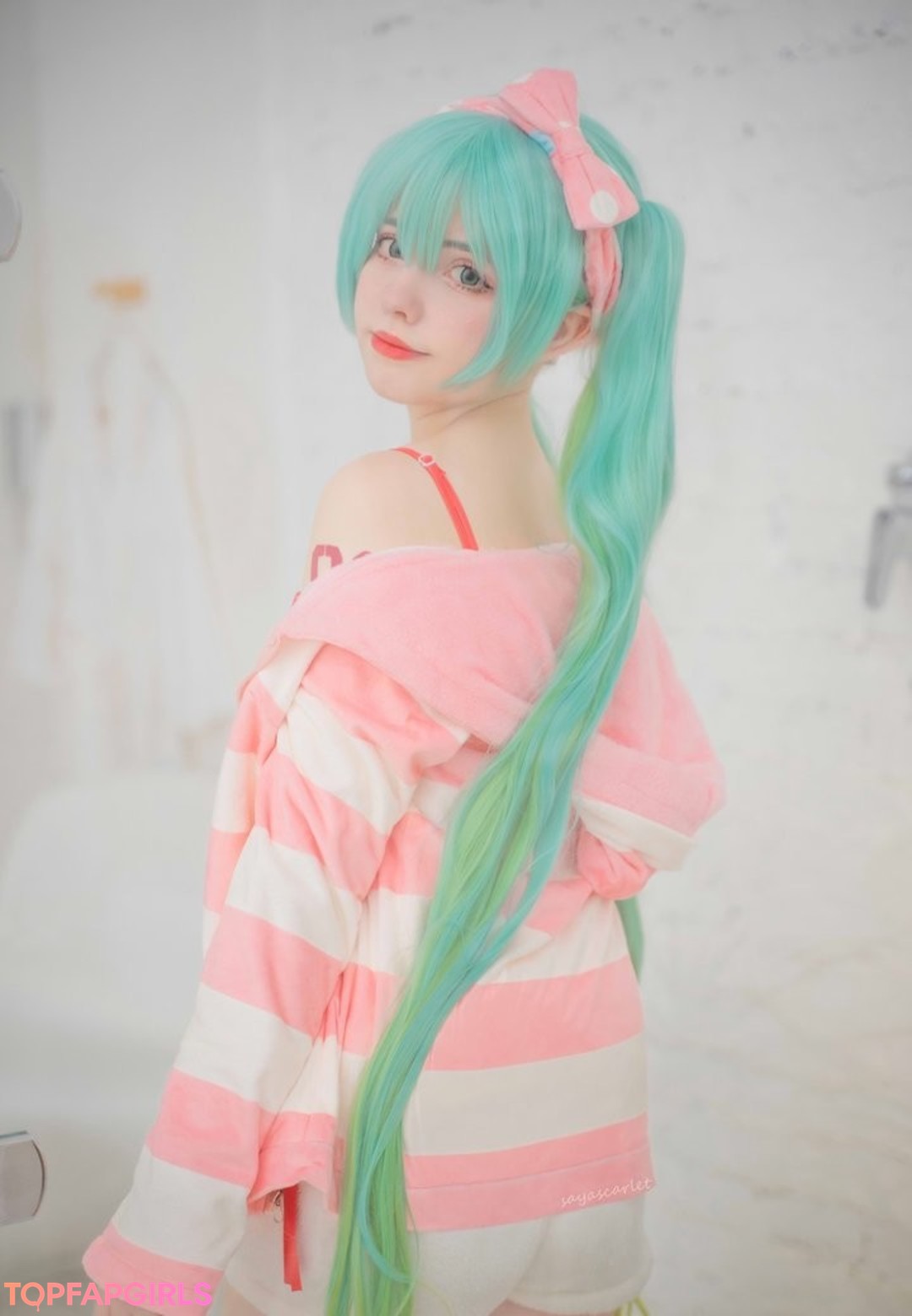 Saya Scarlet star xxx images