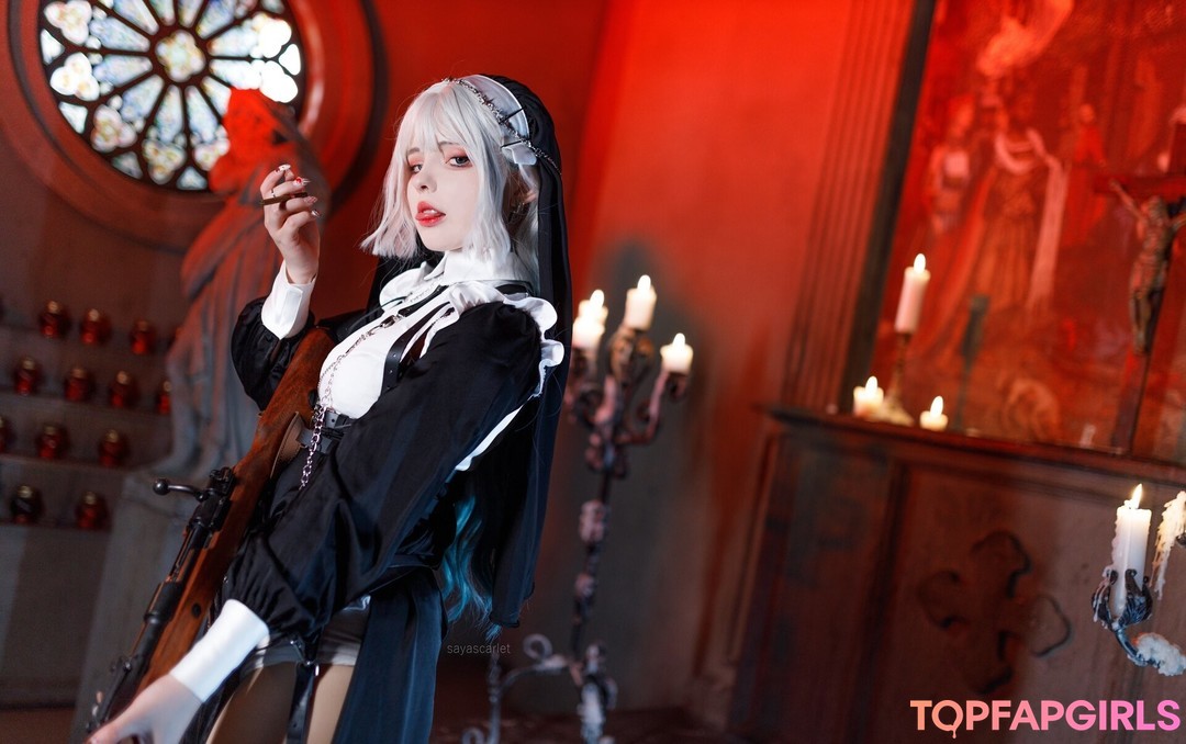 Saya Scarlet adult model photo