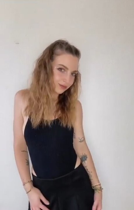 vixenemma star perfect pic