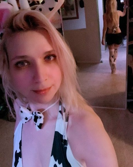 Tatskichu exclusive pornstar photo