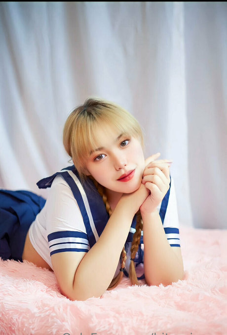 gloryhole wife onlyfans hot xxx images