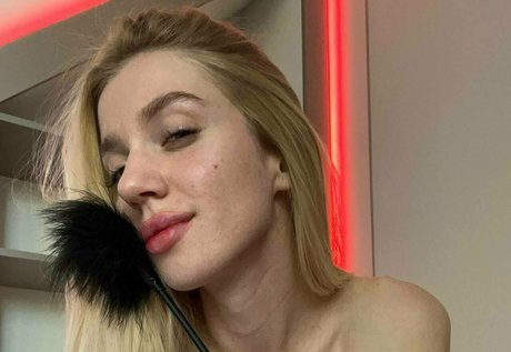 fitness model onlyfans pornographic archive