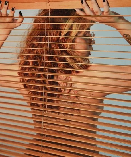 Lais Lisboa pornstar art image