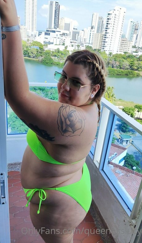 wetbigpussy perfect actress gallery