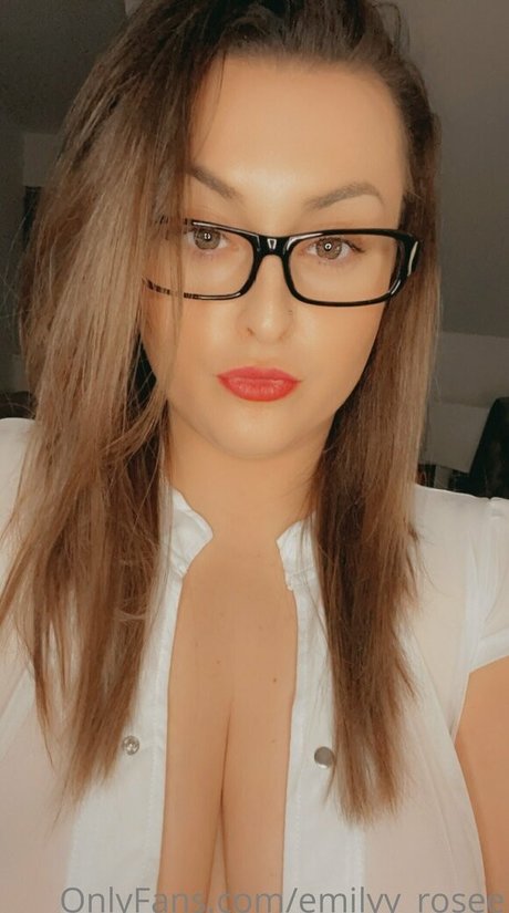 emilyy rosee pornstar nudes gallery