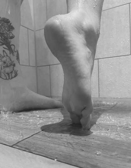 oceanview naked actress gallery