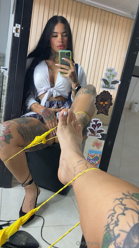 Eva Ferrer adult model gallery