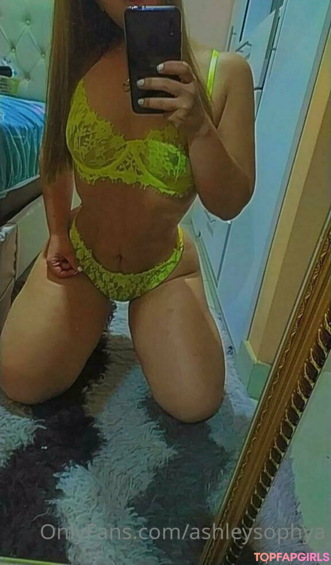 ashleysophya porn actress img