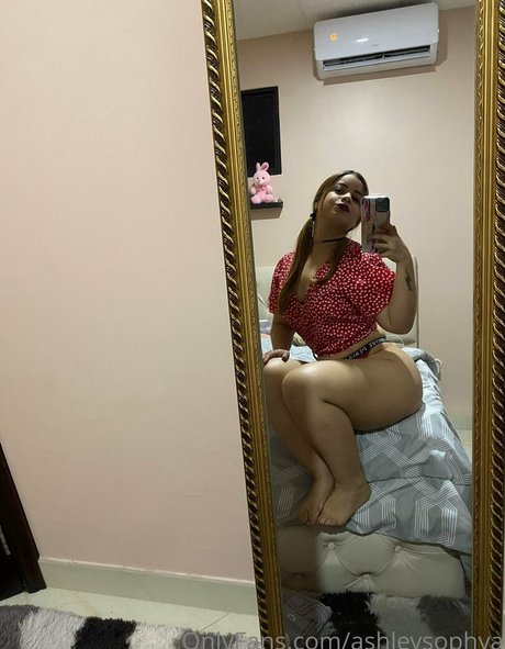 ashleysophya art actress images