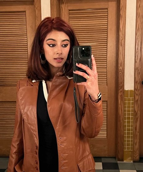 Samicamusic nudes actress pics