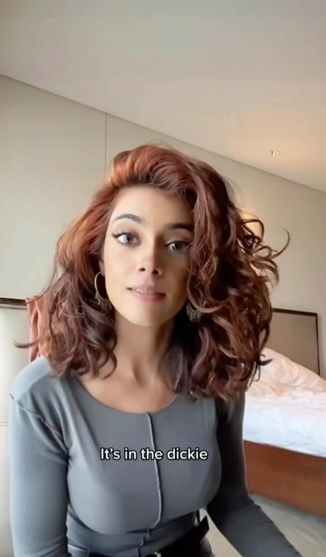 Samicamusic nude actress pics