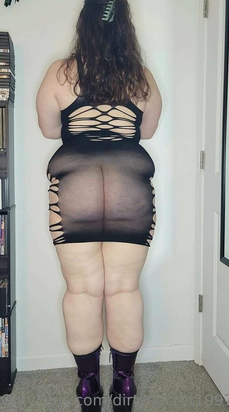 dirtysecret1997 erotic model pic