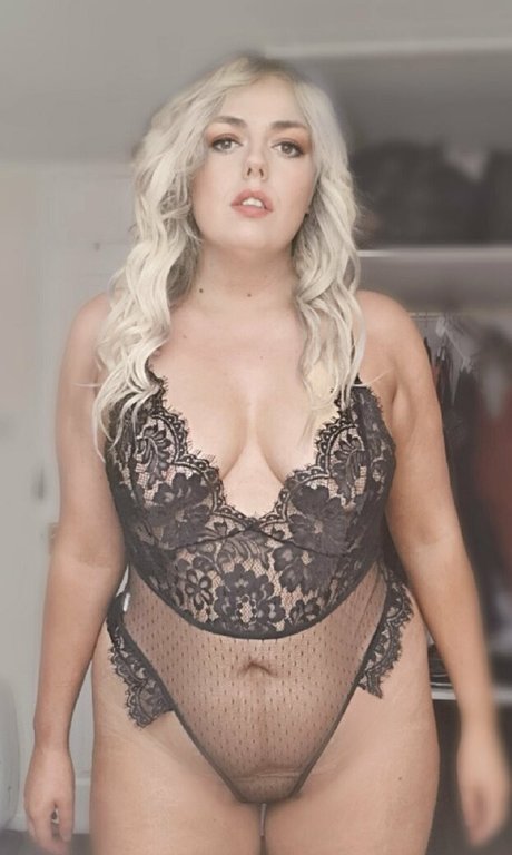 latina maid onlyfans hot sexy pic