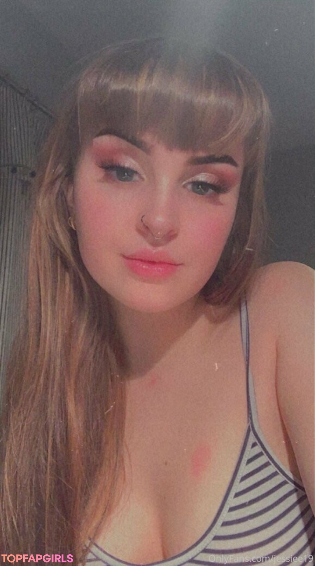 jessiee19 pornstar free img