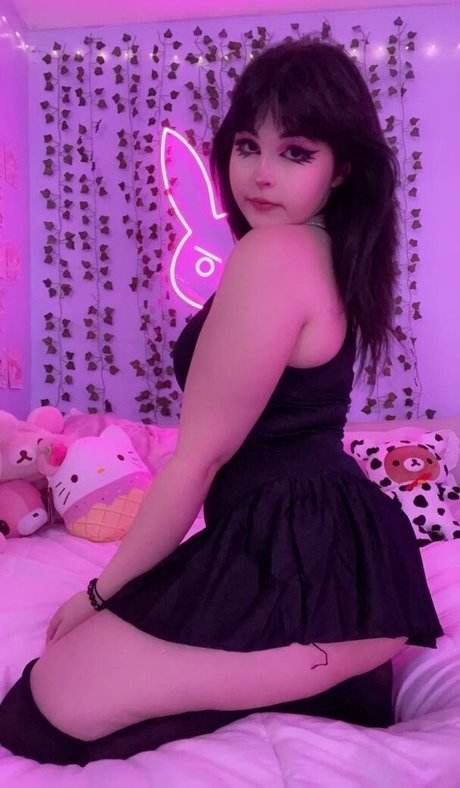 tiny asian onlyfans sexy naked photo