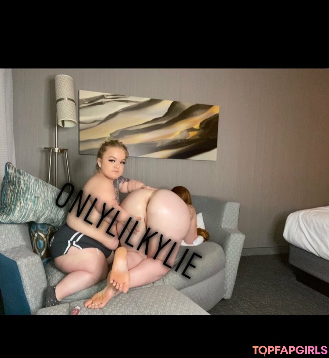 officialkylie model nudes images