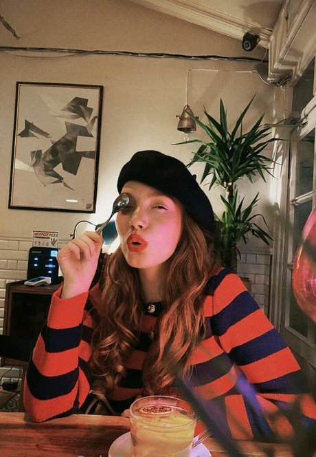 stacy therapy pretty model images