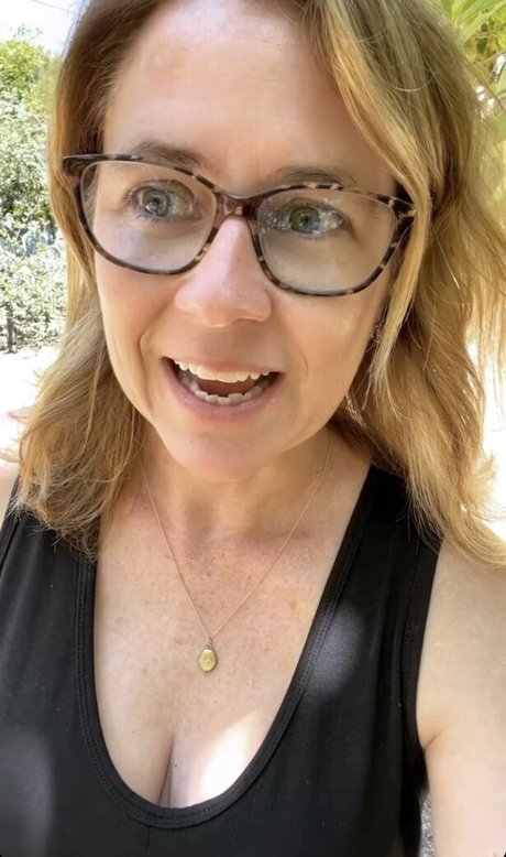 Jenna Fischer top profile image