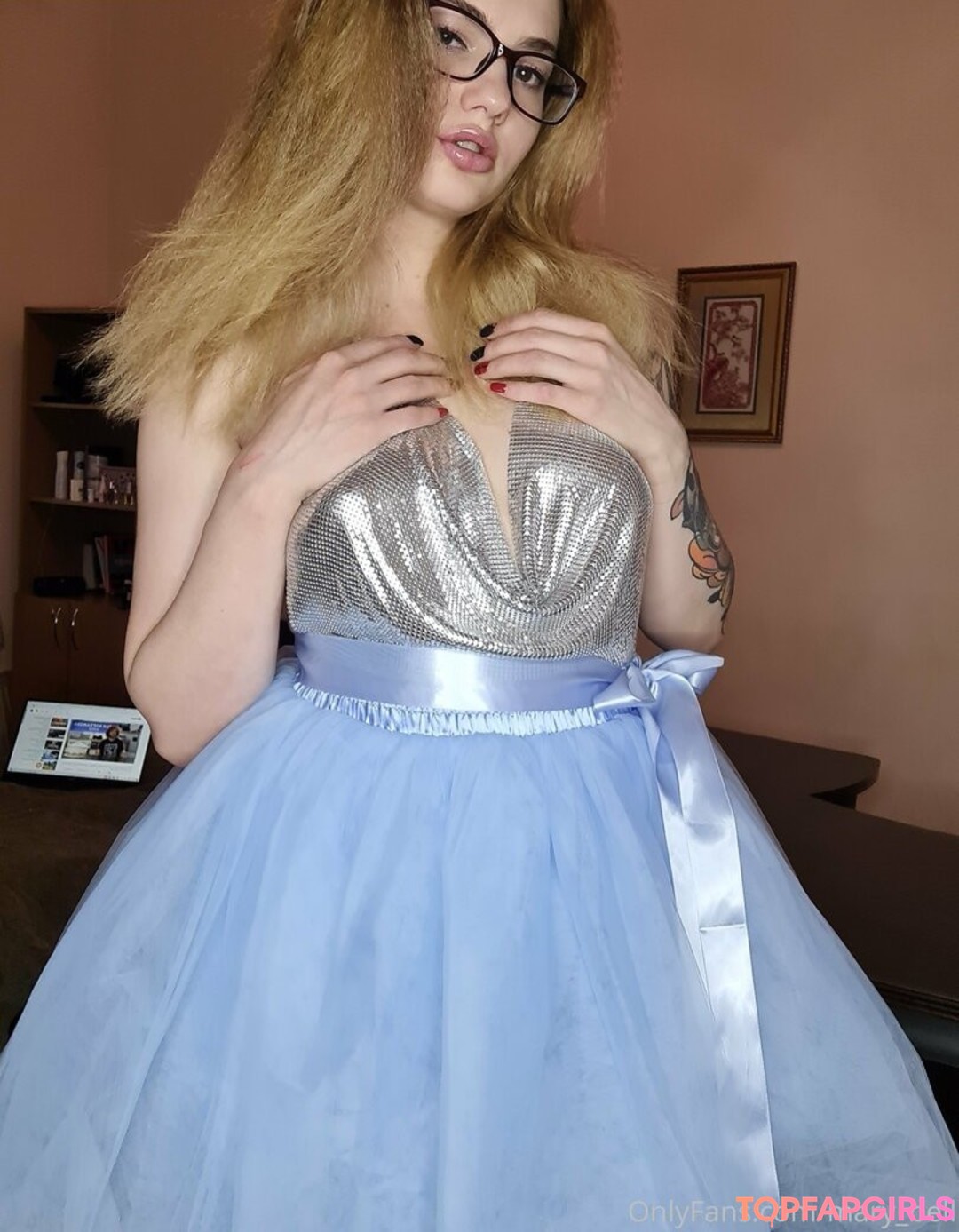 Mary Bell free pornstar pics