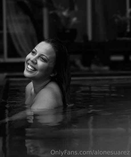 alonesuarez nudes model pictures