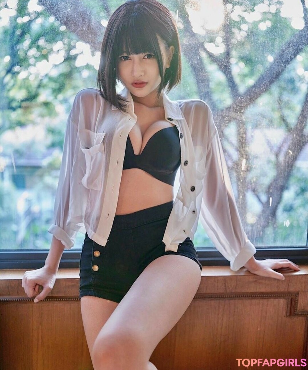 Kameaam pornographic model pic