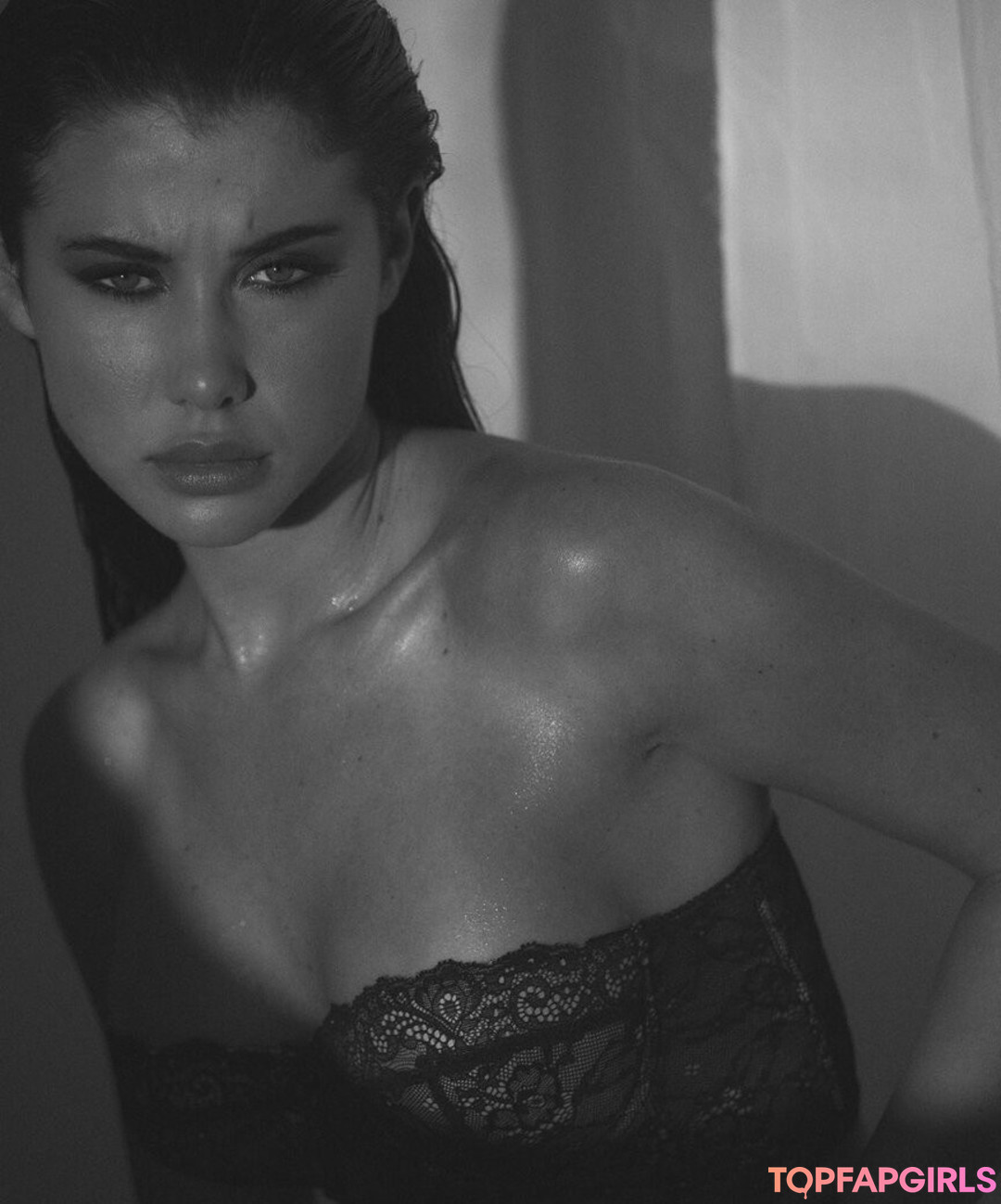 Alina Barmak pretty actress pics