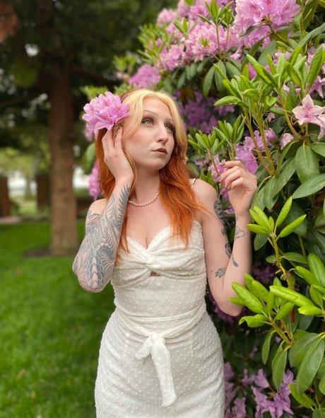 Morgan Adams model gallery