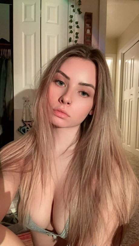 petite bbc onlyfans erotic images