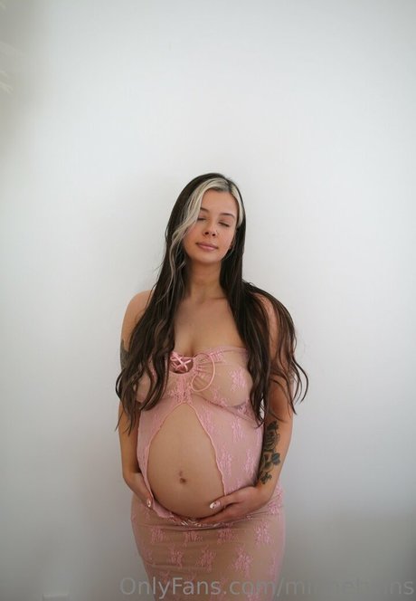 MinneTwins model exclusive images