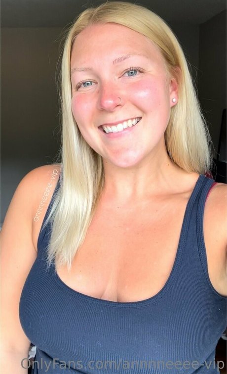 annnneeee vip hd model image